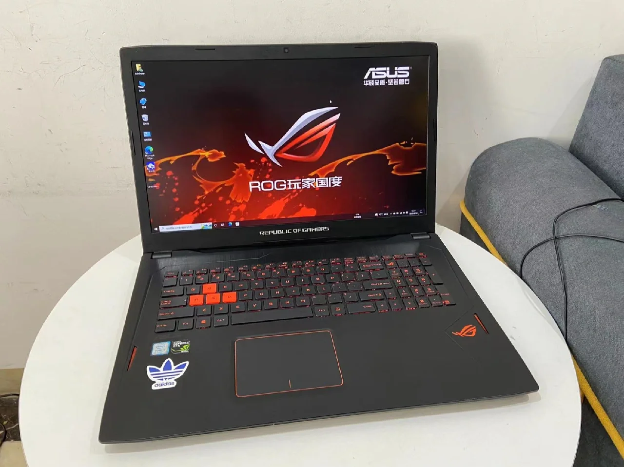 酷睿 i7-9700：电脑的超级战士，性能飞快，让您的工作娱乐更高效  第7张