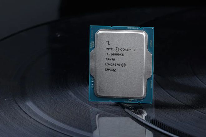 英特尔酷睿 i9-9900K：速度与性能的极致展现，科技与智慧的完美结合  第4张