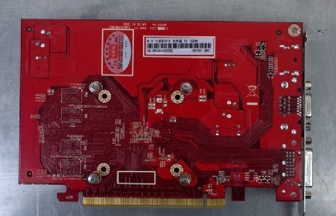 显卡的时代象征：GT610 与 9500，经典之作的回顾与比较