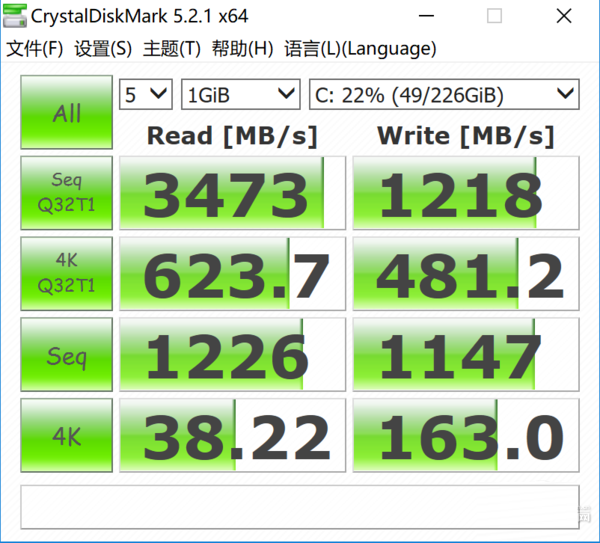 酷睿 i7-13700：性能卓越非凡，多任务处理轻松搞定  第1张