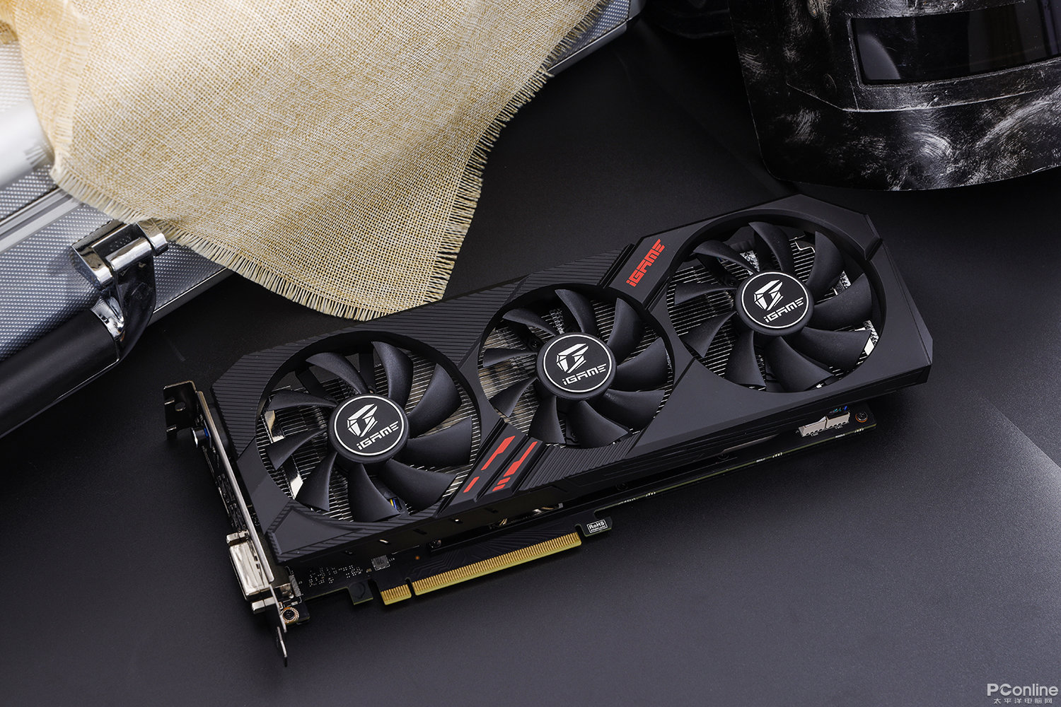 联想 GTX1660Ti 显卡：数字世界的超级英雄，提升游戏体验的科技杰作