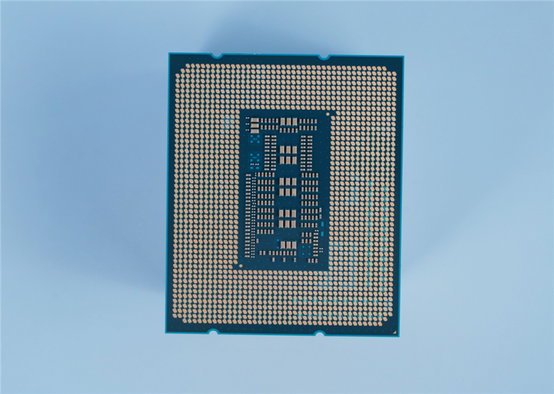 酷睿 i5-13600K：小巧霸气外观，飞一般速度，游戏体验超凡  第7张