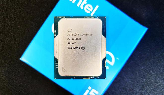 酷睿 i9-9900K：强大性能，游戏、创意设计与日常应用的卓越之选  第2张