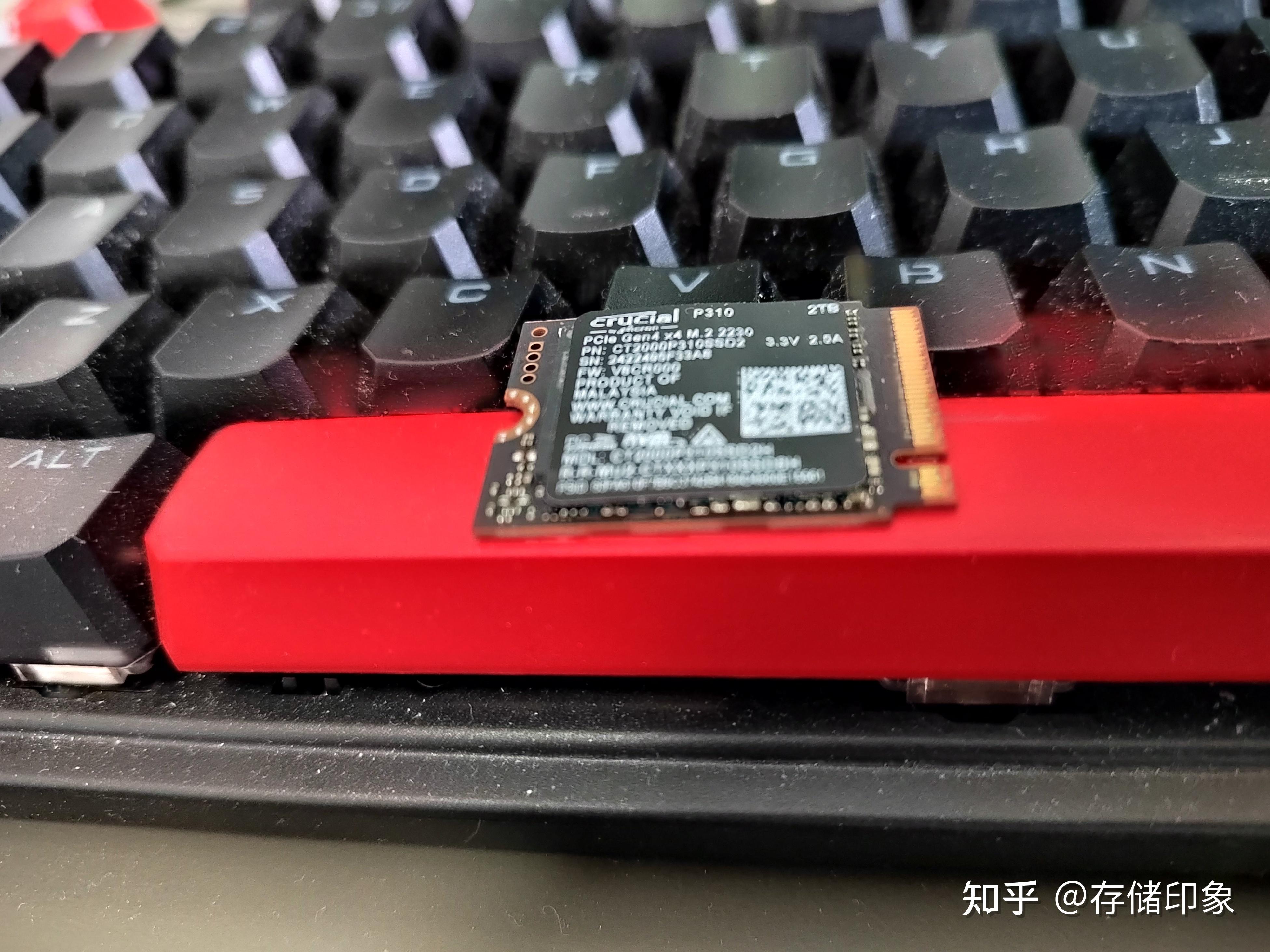 英特尔酷睿 i5-9600T：性能之王，游戏利器，你值得拥有