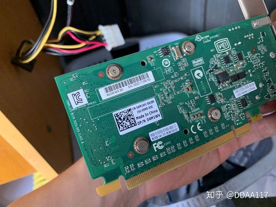 影驰 GT610PCIe 显卡：小巧玲珑还是简陋不堪？外观设计引发争议  第7张