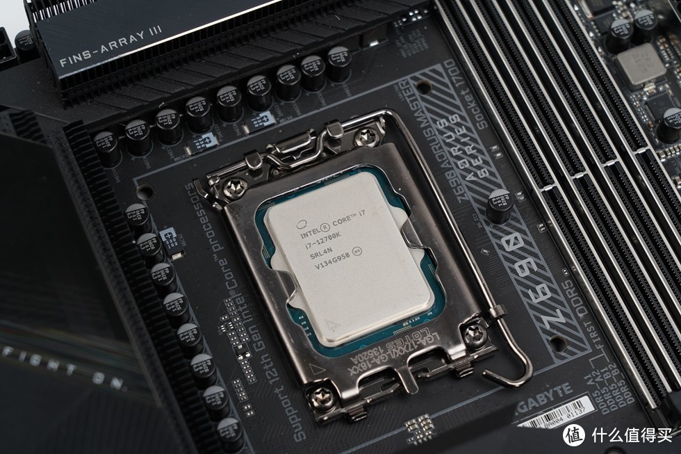 酷睿 i7-11700K：速度与激情的象征，游戏体验的革命  第9张