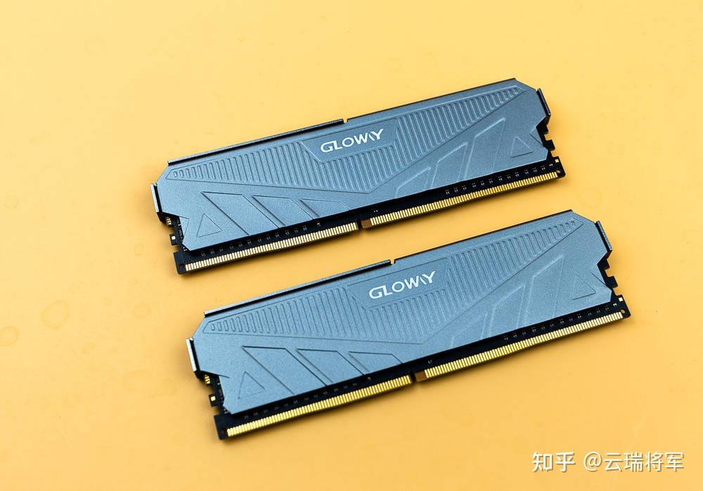 i7-3930K：六核十二线程超强处理器，拆箱体验与超频挑战  第4张