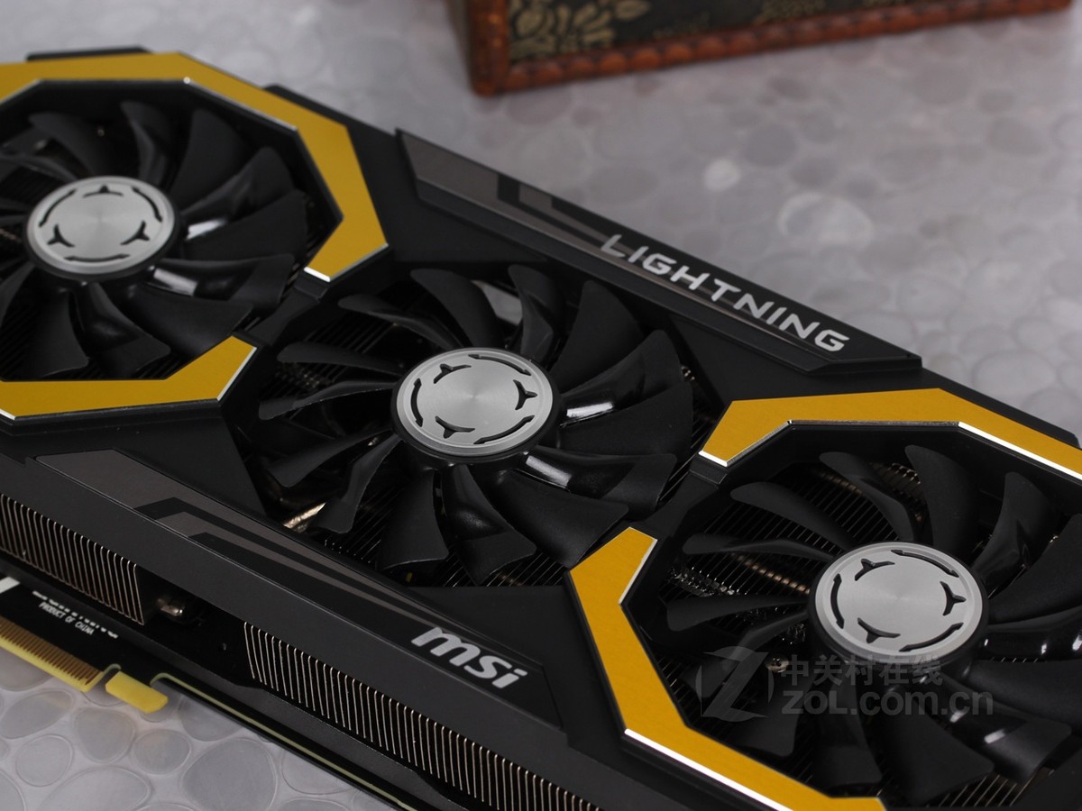 微星 GT72S GTX980 显卡：速度与激情的化身，科技与美学的完美结合  第10张