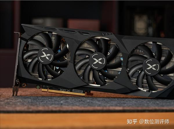 GT5201GB 显卡：低调精致设计，满足轻度玩家需求，游戏体验佳