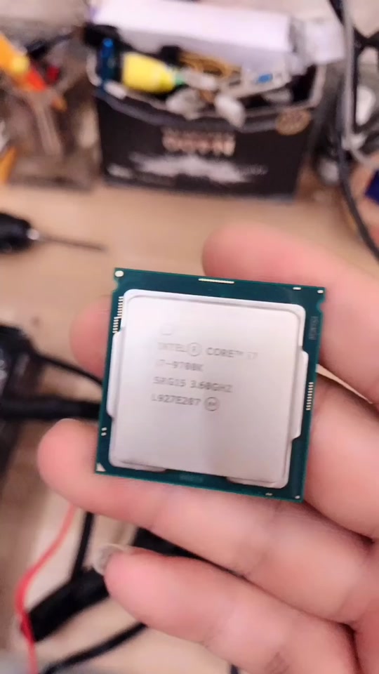 酷睿 i7-9700T：强大内核，为你带来全新体验  第8张