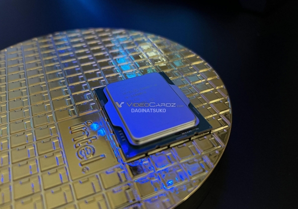 酷睿 i9-7920X：Intel 旗舰处理器的巅峰之作，速度与实力的完美结合  第6张