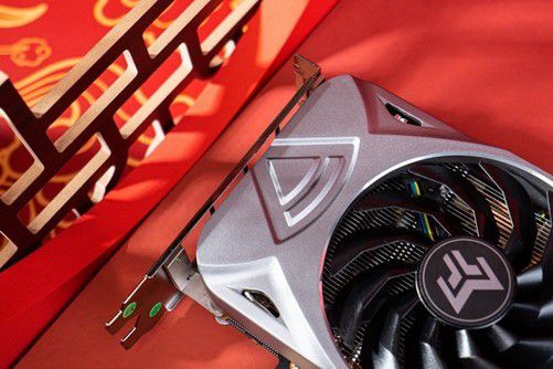 NVIDIA 显卡 GT2：性能参差不齐，定位尴尬的中低端产品  第10张