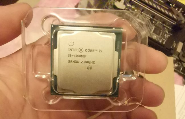 英特尔酷睿 i5-9500：性能卓越，游戏体验超凡，任务处理的绝佳选择  第8张